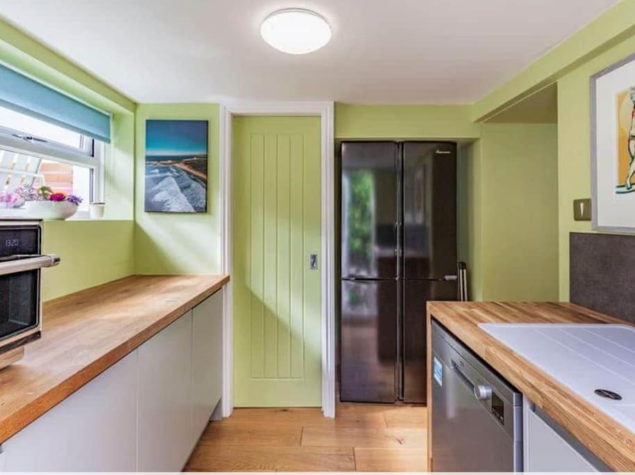Holiday home The Surfer's Townhouse With Sea Views *